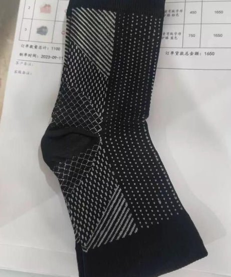 Neuropathy Socks for Women and Men for Relief Swollen Feet and Ankles ( Black color )